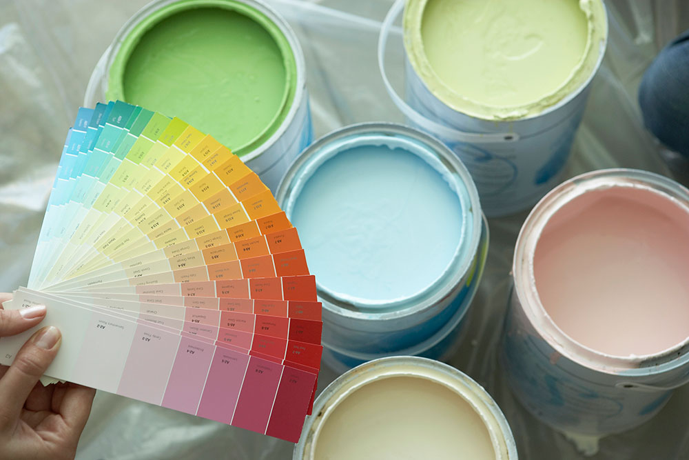 Негорючие краски в основном выпускаются в пастельных тонах